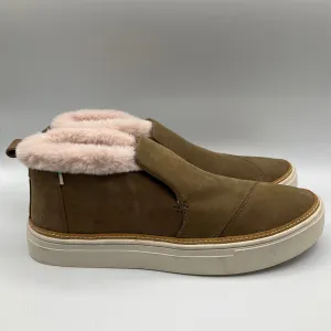 Boots Ankle Flats By Toms In Beige, Size: 8