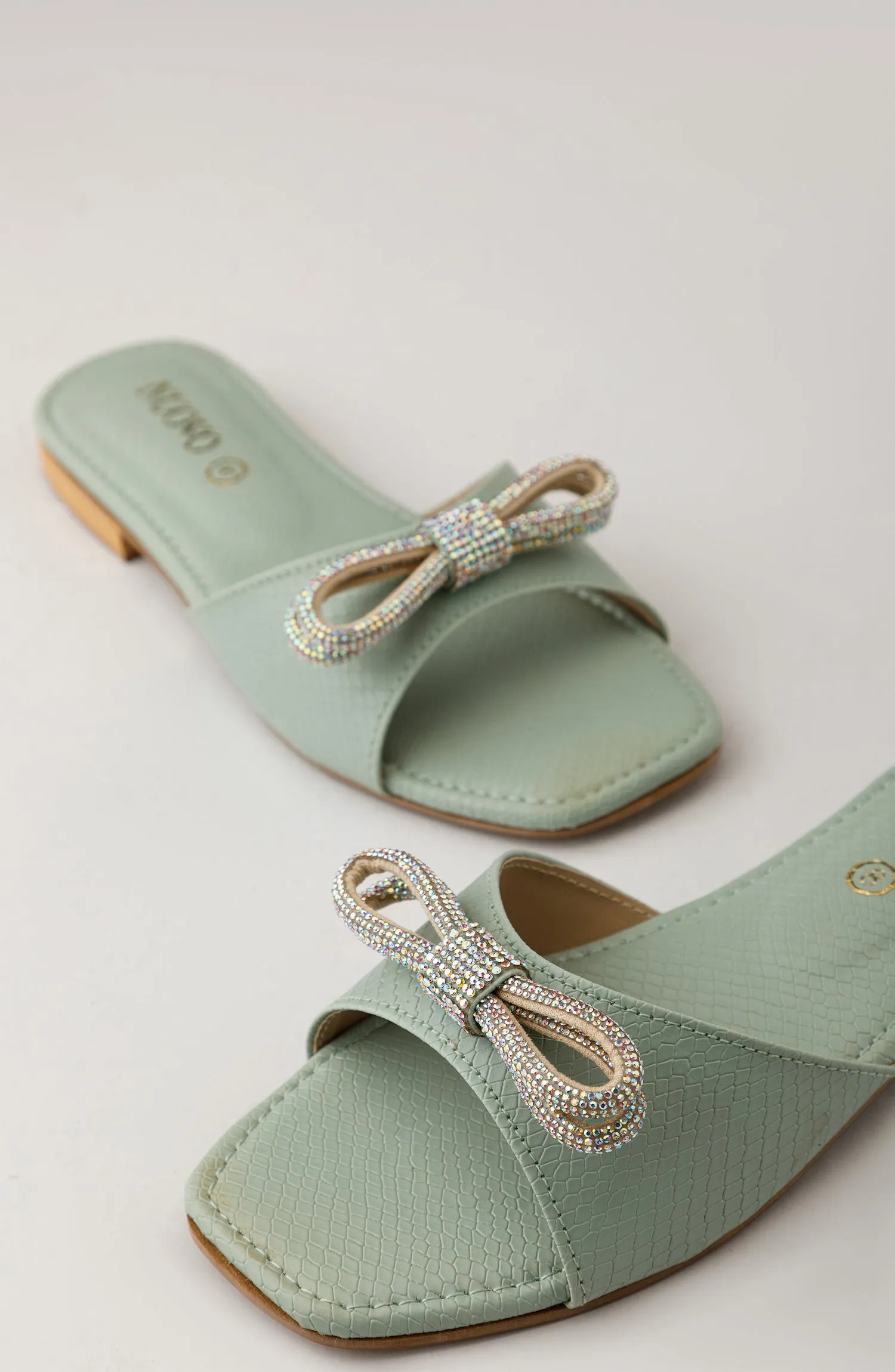 Women Slippers -  Flat Sandals - GREEN (WAFF23W-1006 GREEN)